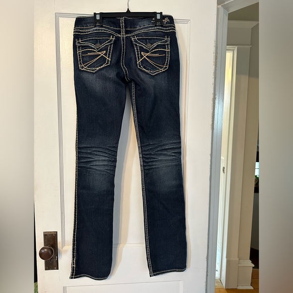 Silver Jeans - Picture 2 of 4